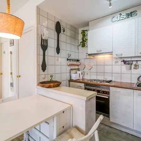 Apartament Vivalidays Ilaria -