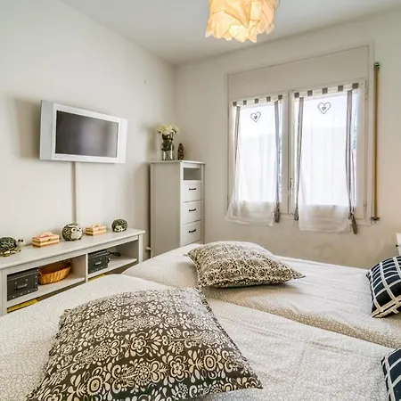 Vivalidays Ilaria - Apartament *
